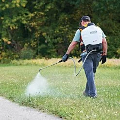 SMITH VARIABLE FLOW 18V BATTERY BACKPACK SPRAYER 4 GALLON -Garden Home 190679 live
