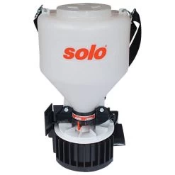 Solo Hand Crank Spreader With 20 Lb Poly Hopper