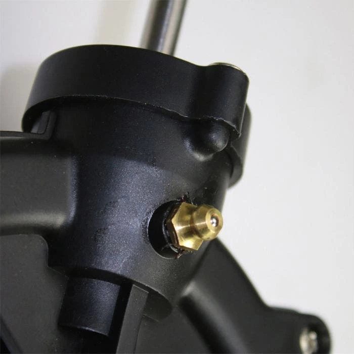 Chapin 100lb IceMelt Spreader 7 Chapin 100lb IceMelt Spreader - Image 5