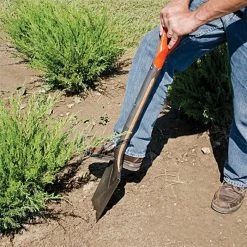 Leonard Classic Full-Strap Spade, D-Grip Handle -Garden Home a13m 6 1