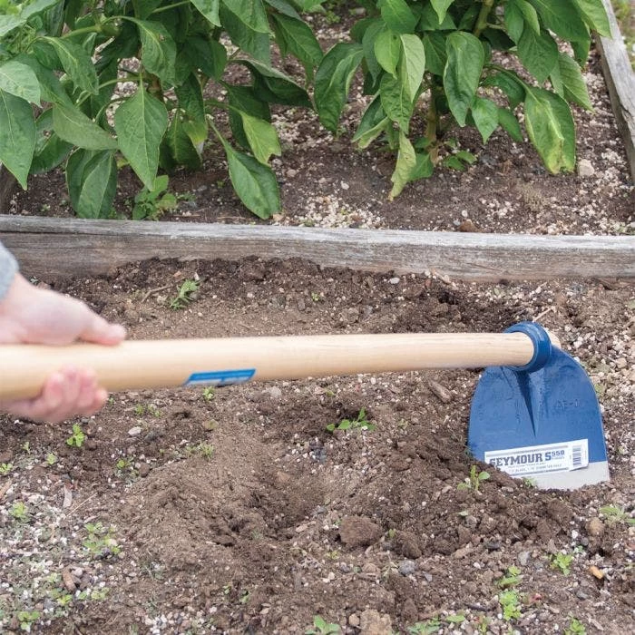 Heavy-Duty Grubbing Hoe 6 Heavy-Duty Grubbing Hoe - Image 4