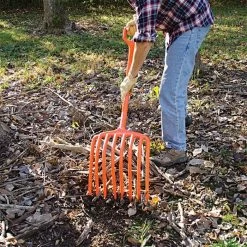 Leonard 8-Tine All-Poly Scoop Fork With 30-inch D-Grip Handle 12 Leonard 8-Tine All-Poly Scoop Fork With 30-inch D-Grip Handle -Garden Home apf800 5 1