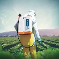 Jacto 4 Gallon Backpack Sprayer With Poly Piston Pump -Garden Home vp hd400 2